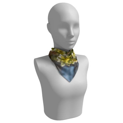 Scarf with daffodil design