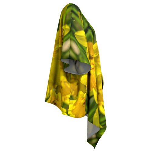 Draped kimono with daffodil design