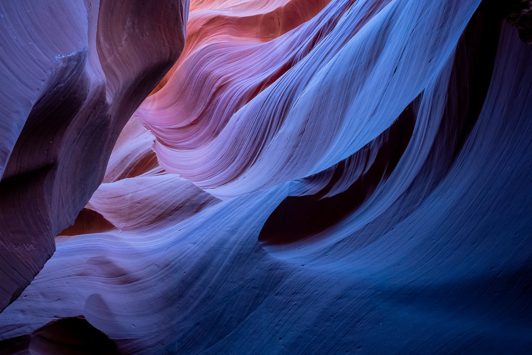 Lower Antelope Canyon, Blue Wave