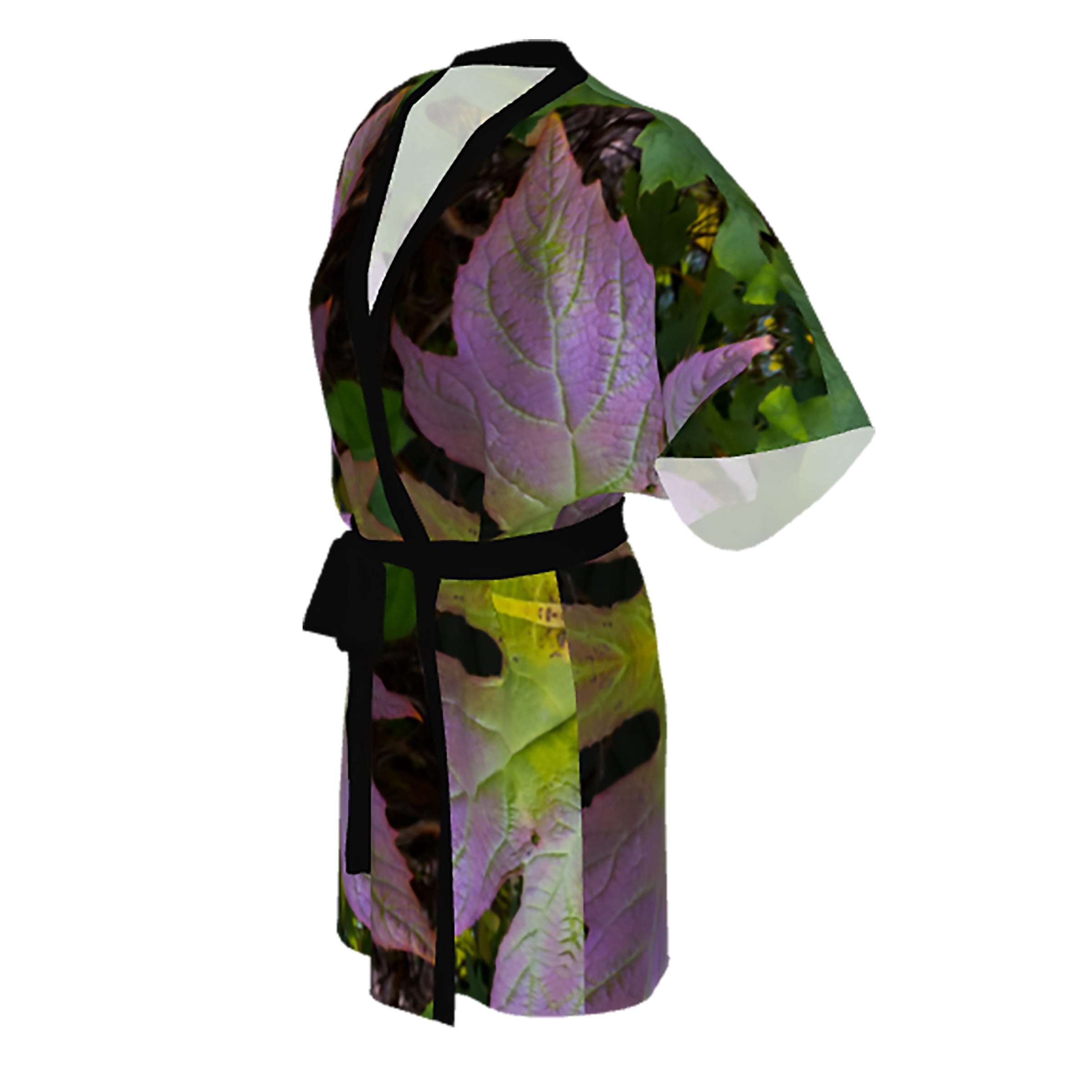 Kimono robe with oak leaf hydrangea design