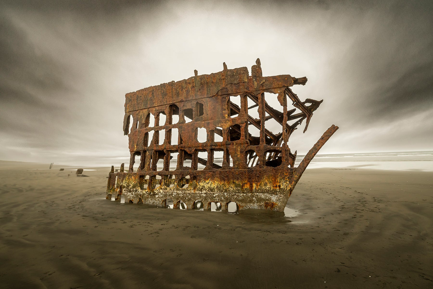 shipwreck of the Peter Iredale