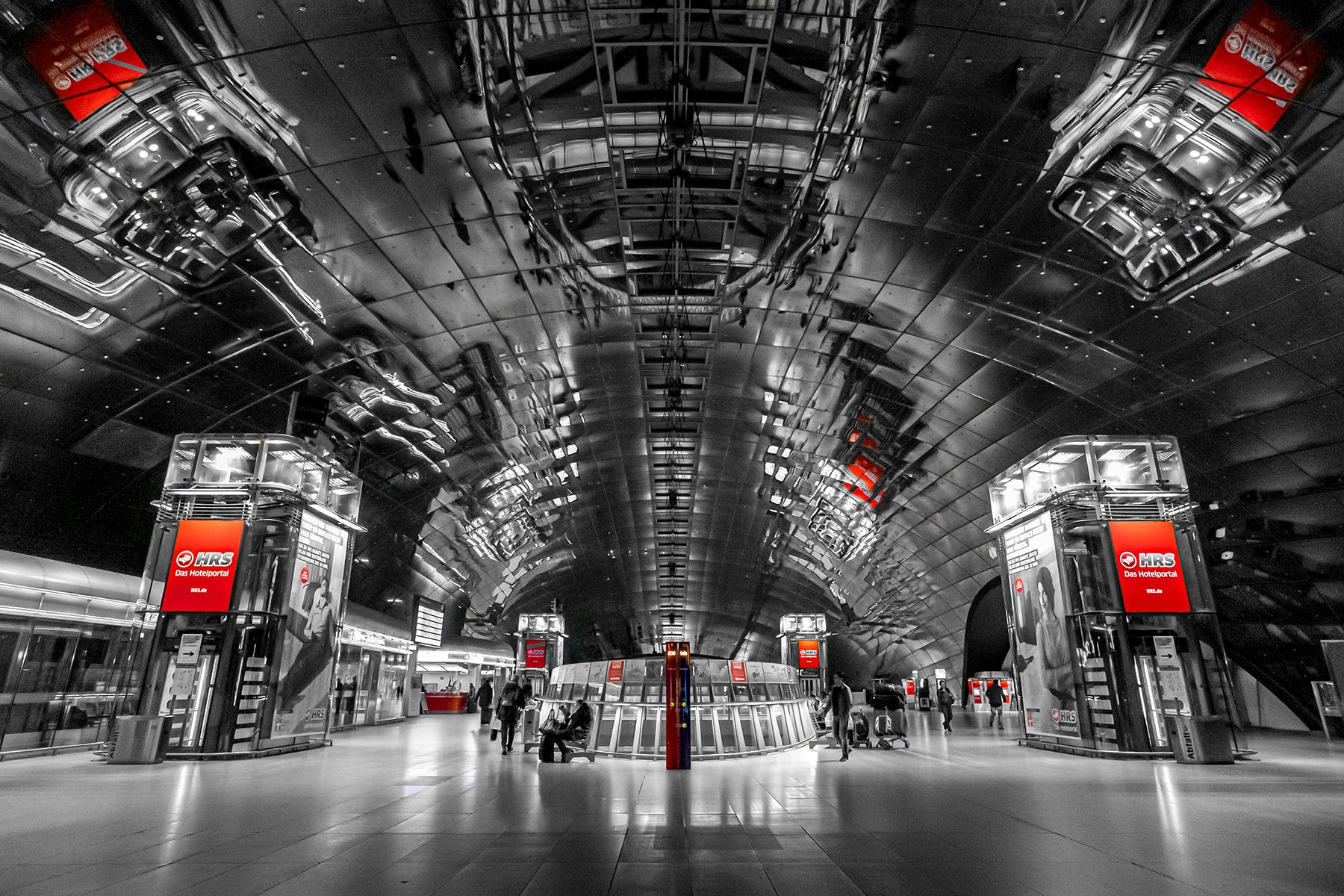 Train station lobby at Frankfurt Airport