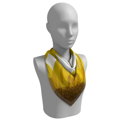 Square scarf with sunflower design