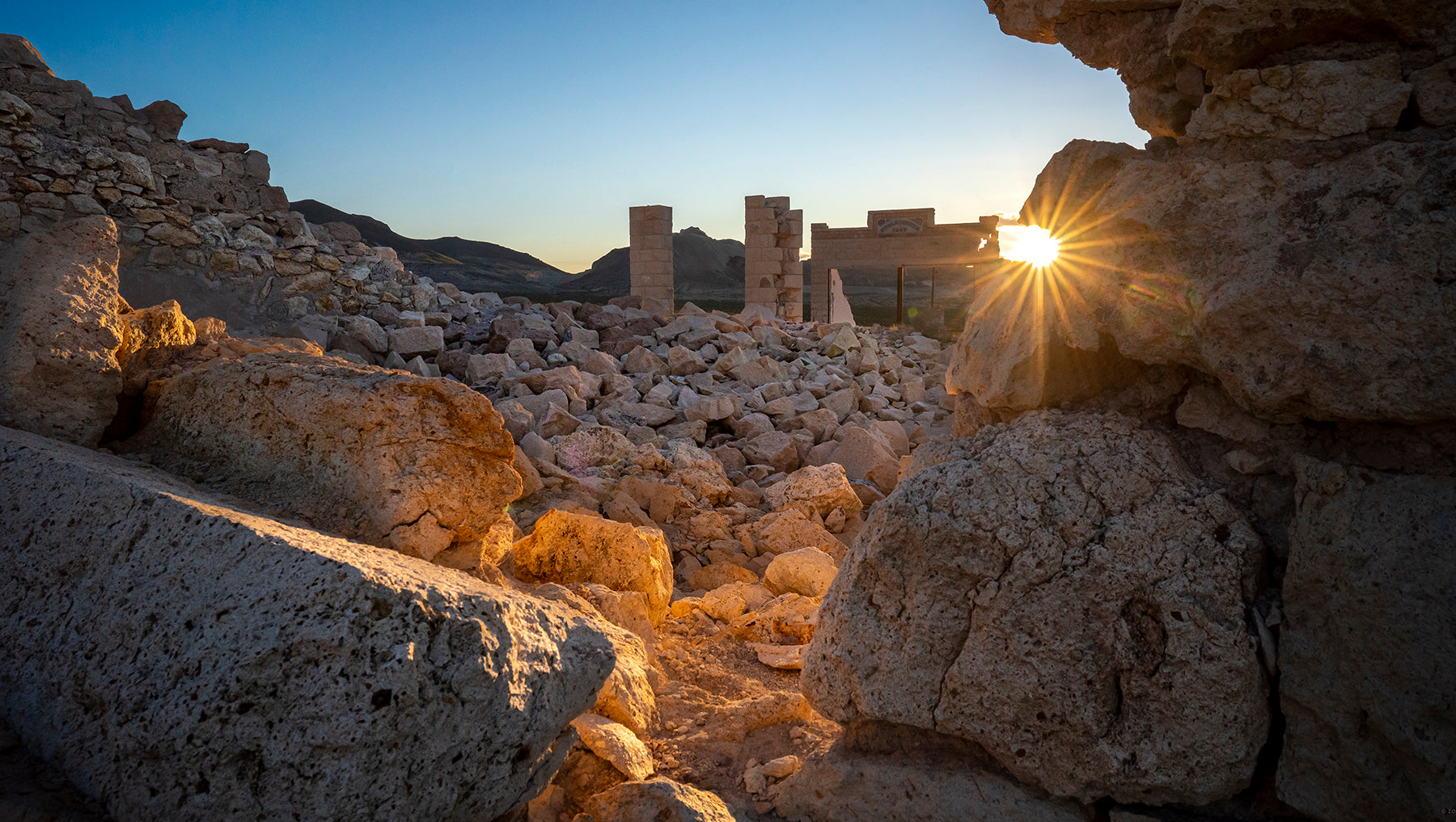 the ruins at the Rhyolite ghost town