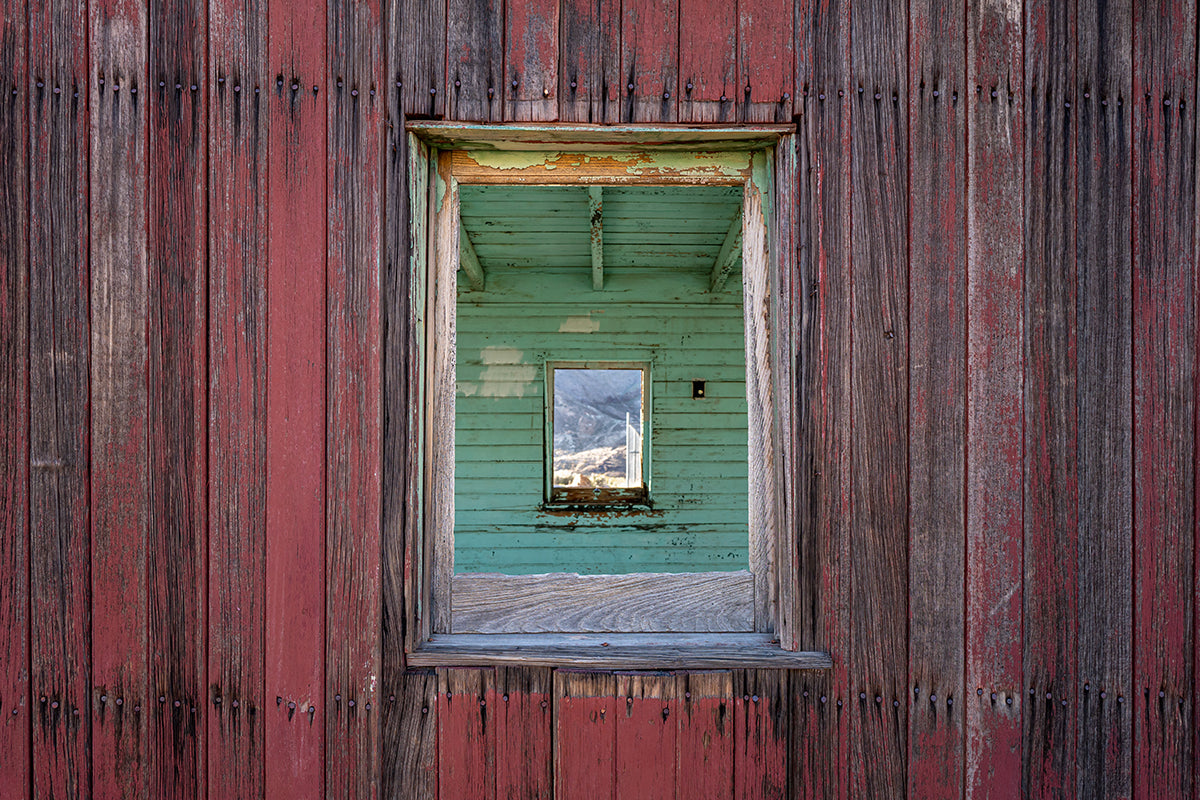 Windows on Caboose 3303 