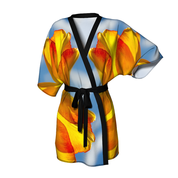 Kimono robe with tulip design