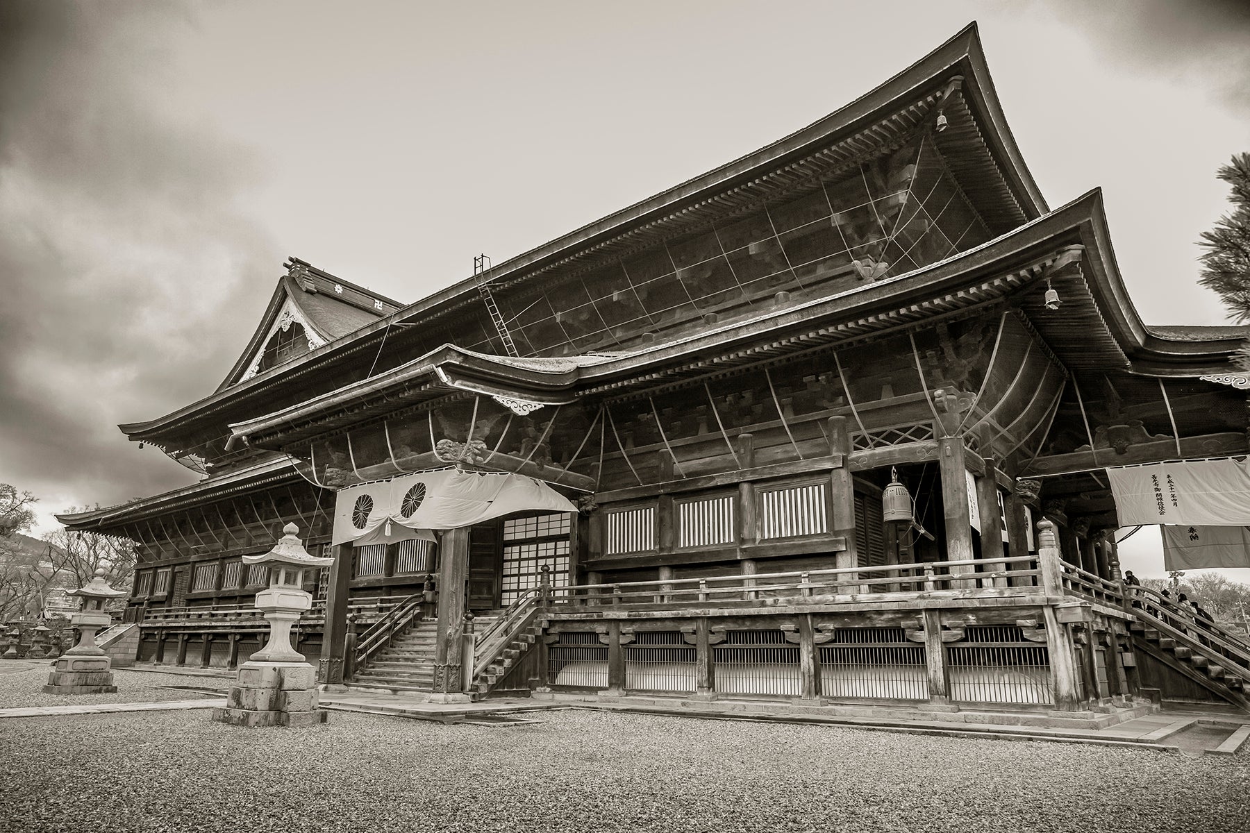 Zenkoji Temple